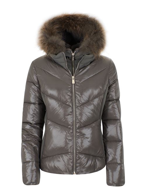  YES ZEE | J016 Q300/0276